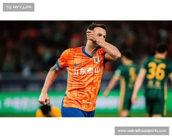 泰山队续约陷僵局瓦科前景成疑中场补强乏力韩鹏难获信任 泰山队续约陷僵局瓦科前景成疑中场补强乏力韩鹏难获信任